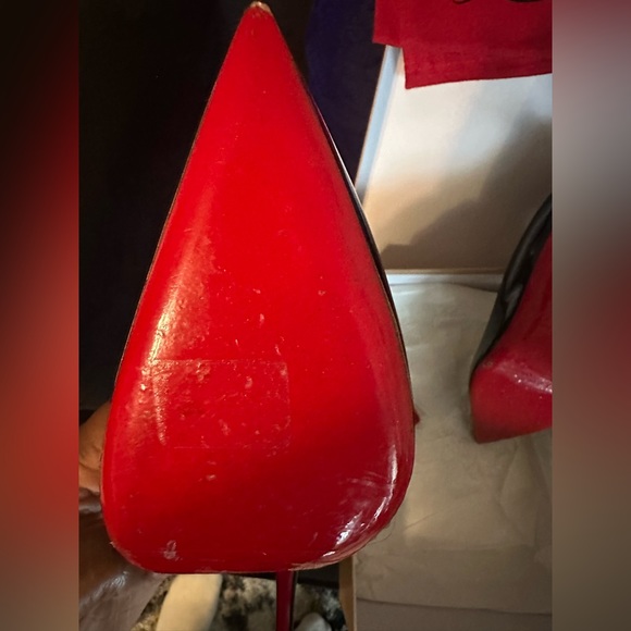 Like new, worn 2x. Box dust covers & taps included. Signs of wear at the point. - Picture 9 of 15